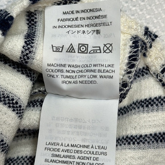 ~3 for $20~ Madewell boho flutter sleeve top - Picture 4 of 7